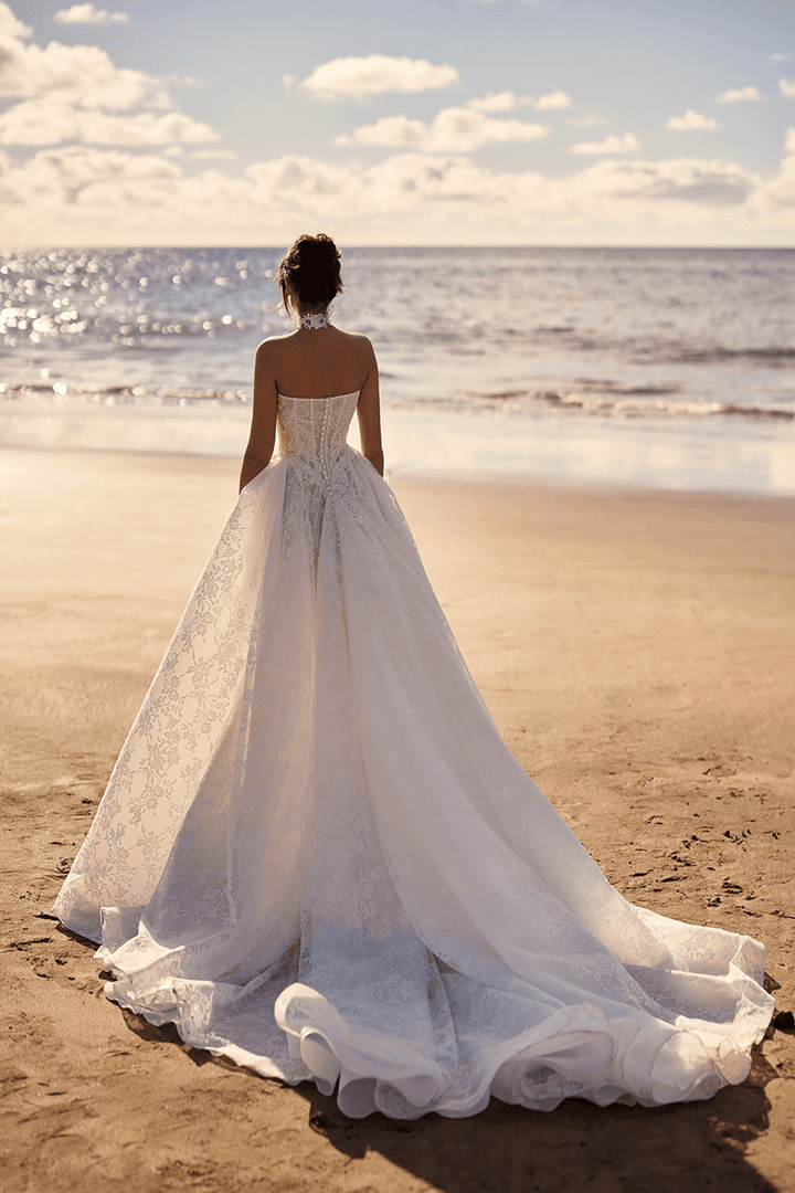 Milla Nova, Vintage-Inspired Ball Gown | Esposa