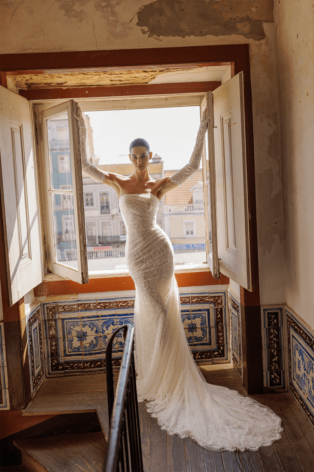 Wona Concept, Lustrous Mermaid Gown | Esposa