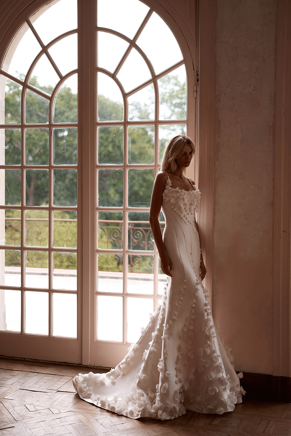 Milla Nova, 3D Floral Mikado Dress
 | Esposa