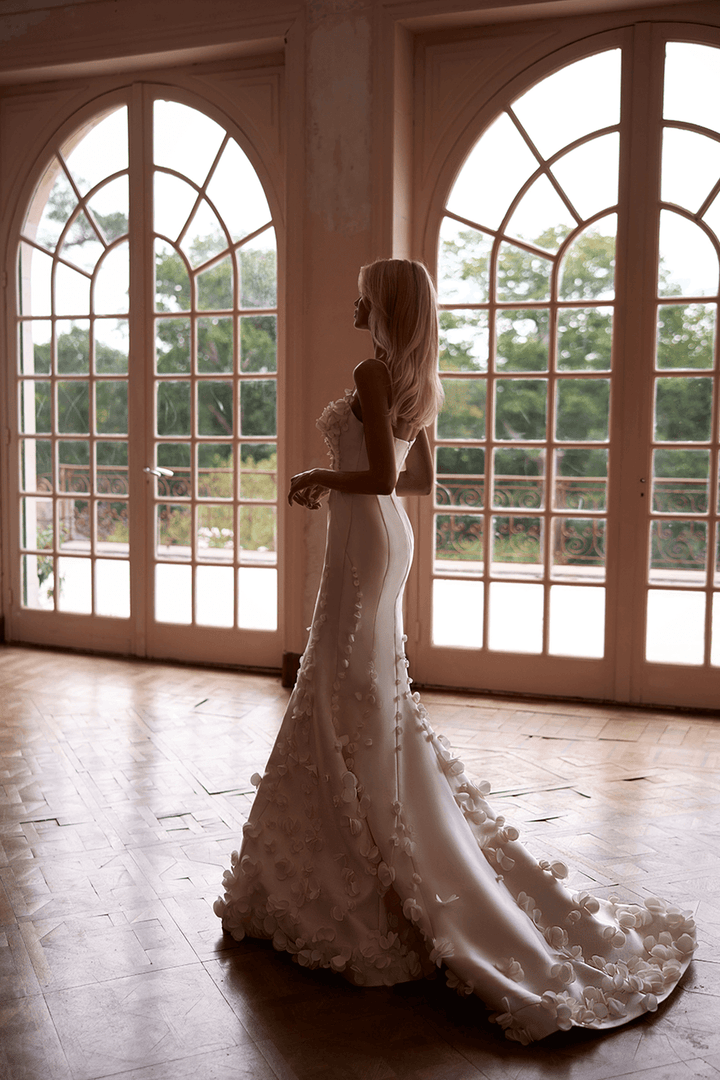 Milla Nova, 3D Floral Mikado Dress
 | Esposa