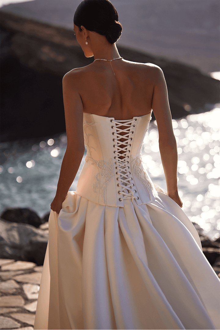 Milla Nova, Exquisite A-Line Gown | Esposa