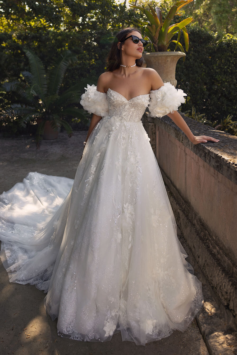  Wona Concept, Strapless Wedding Gown | Esposa