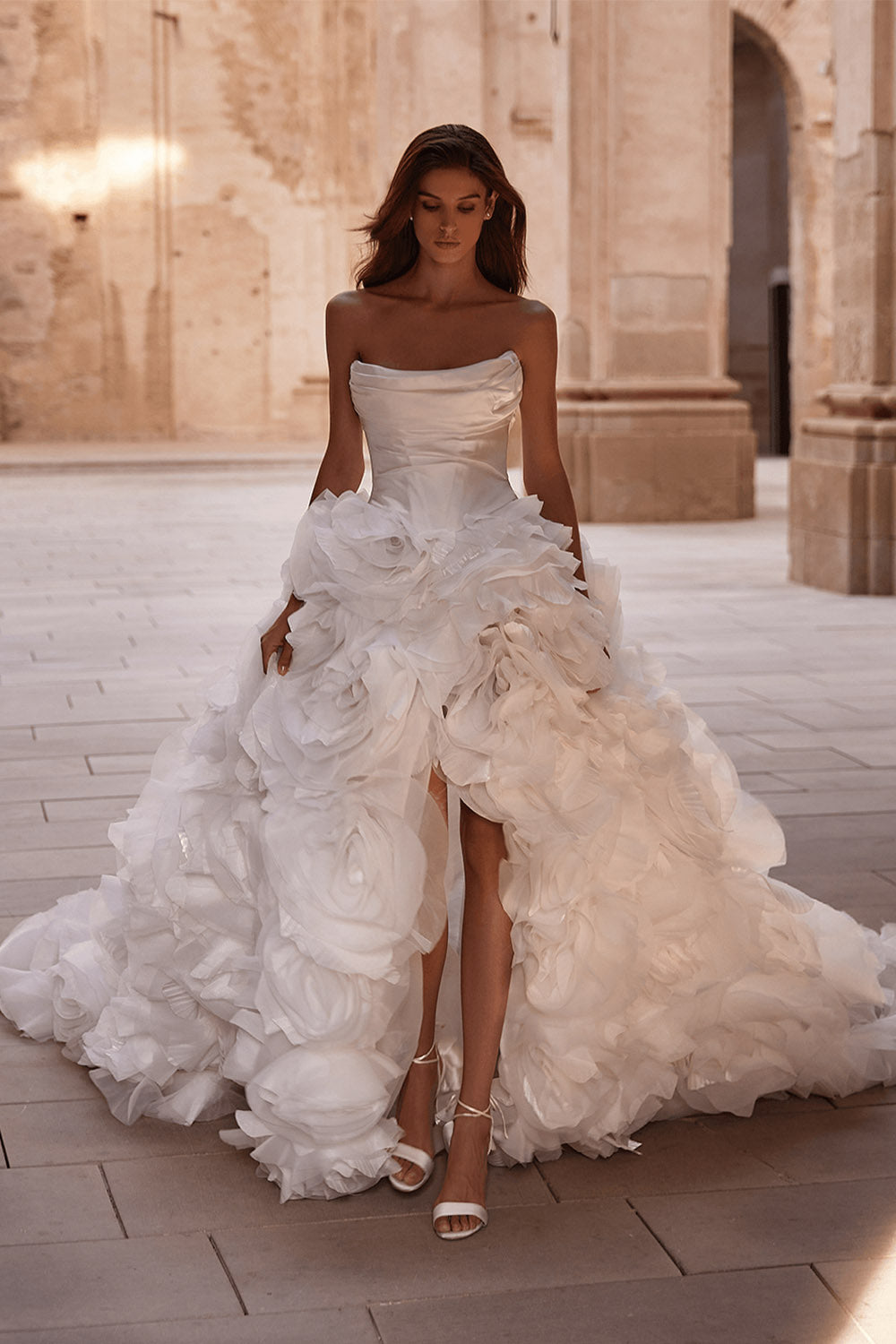 Milla Nova, Fonda, Floral Gown | Esposa