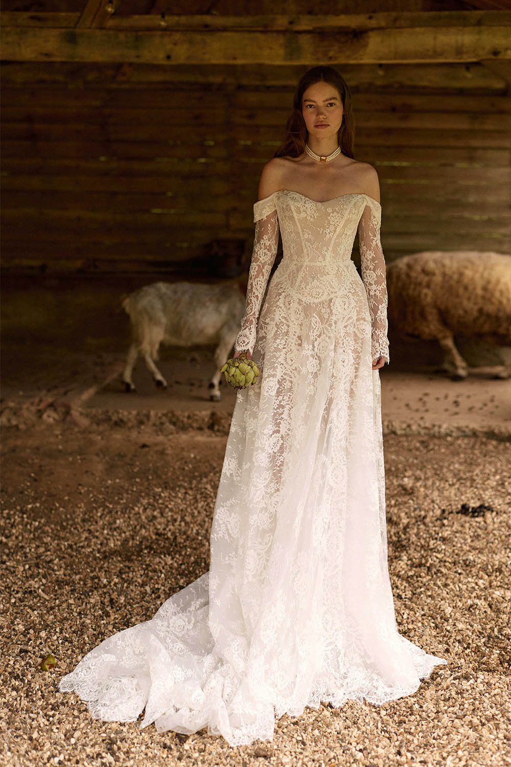 Milla Nova, Glacerin, Sweetheart Wedding Gown | Esposa