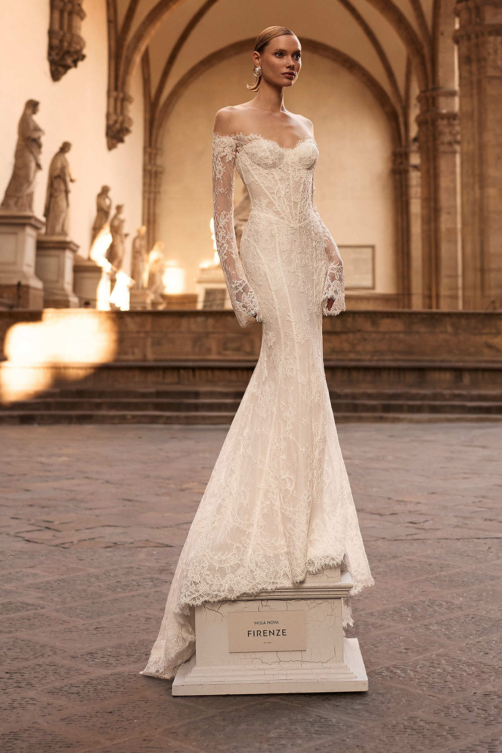 Milla Nova, Virelda, Romantic Lace Mermaid Gown | Esposa
