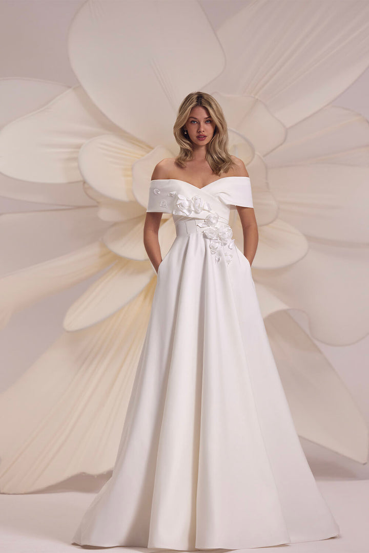 Eva Lendel, Elegant Wedding Dress | Esposa