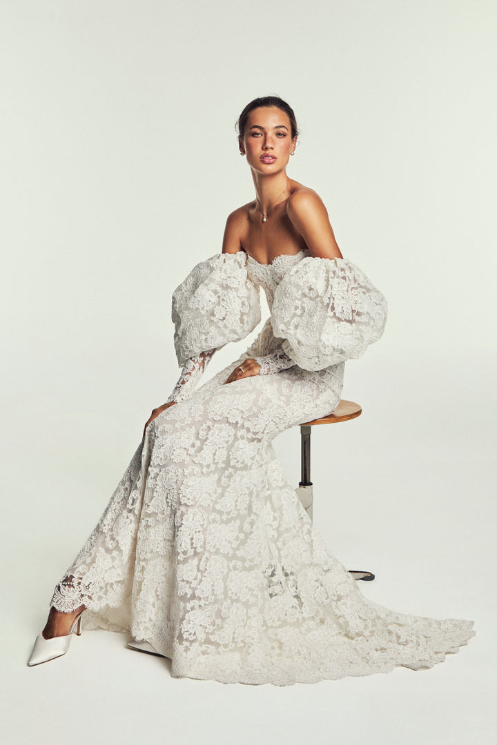 Monique Lhuillier, Revel, Puff-Sleeve Straight Lace Gown | Esposa