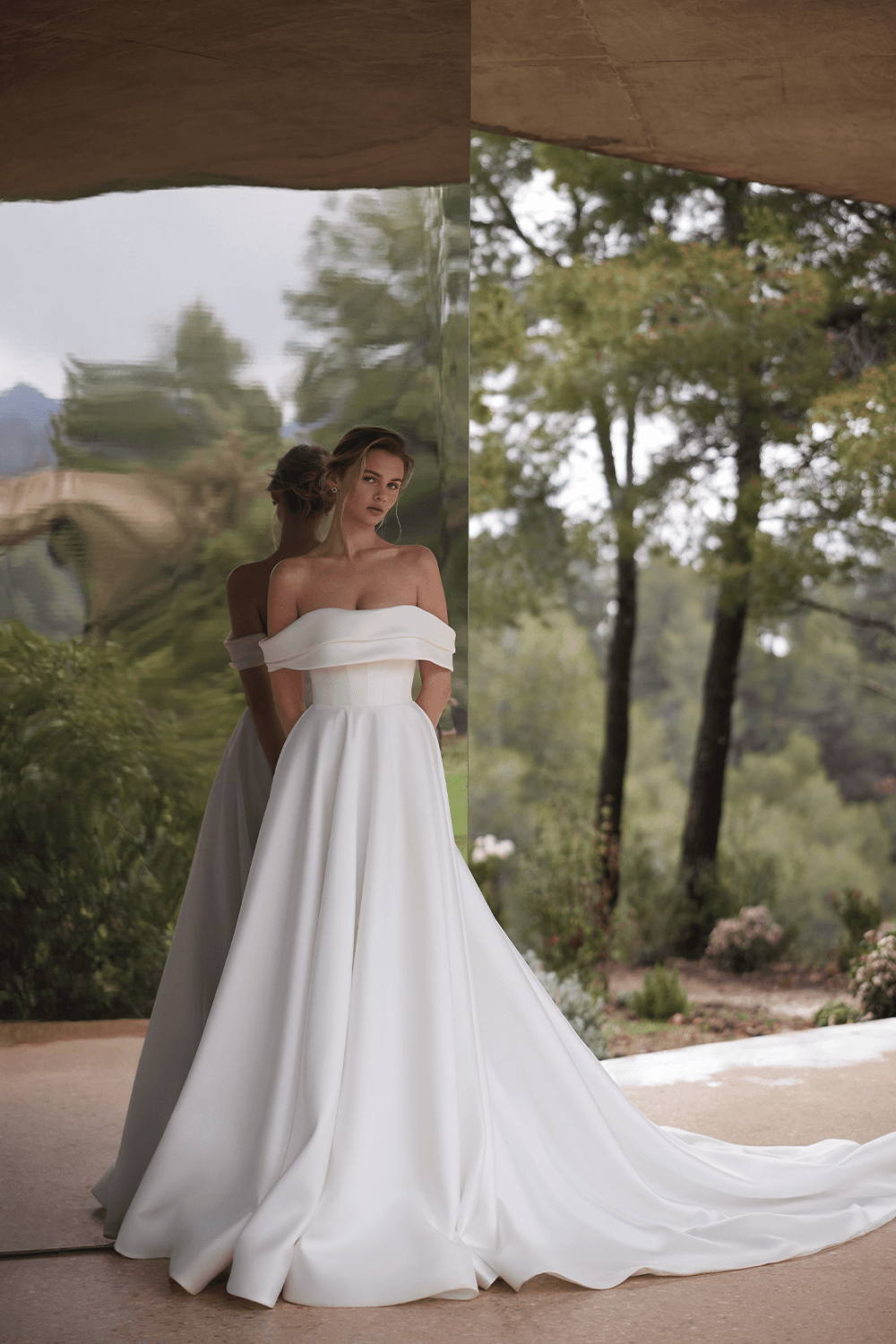 Eva Lendel, Minimalist A-Line Gown | Esposa