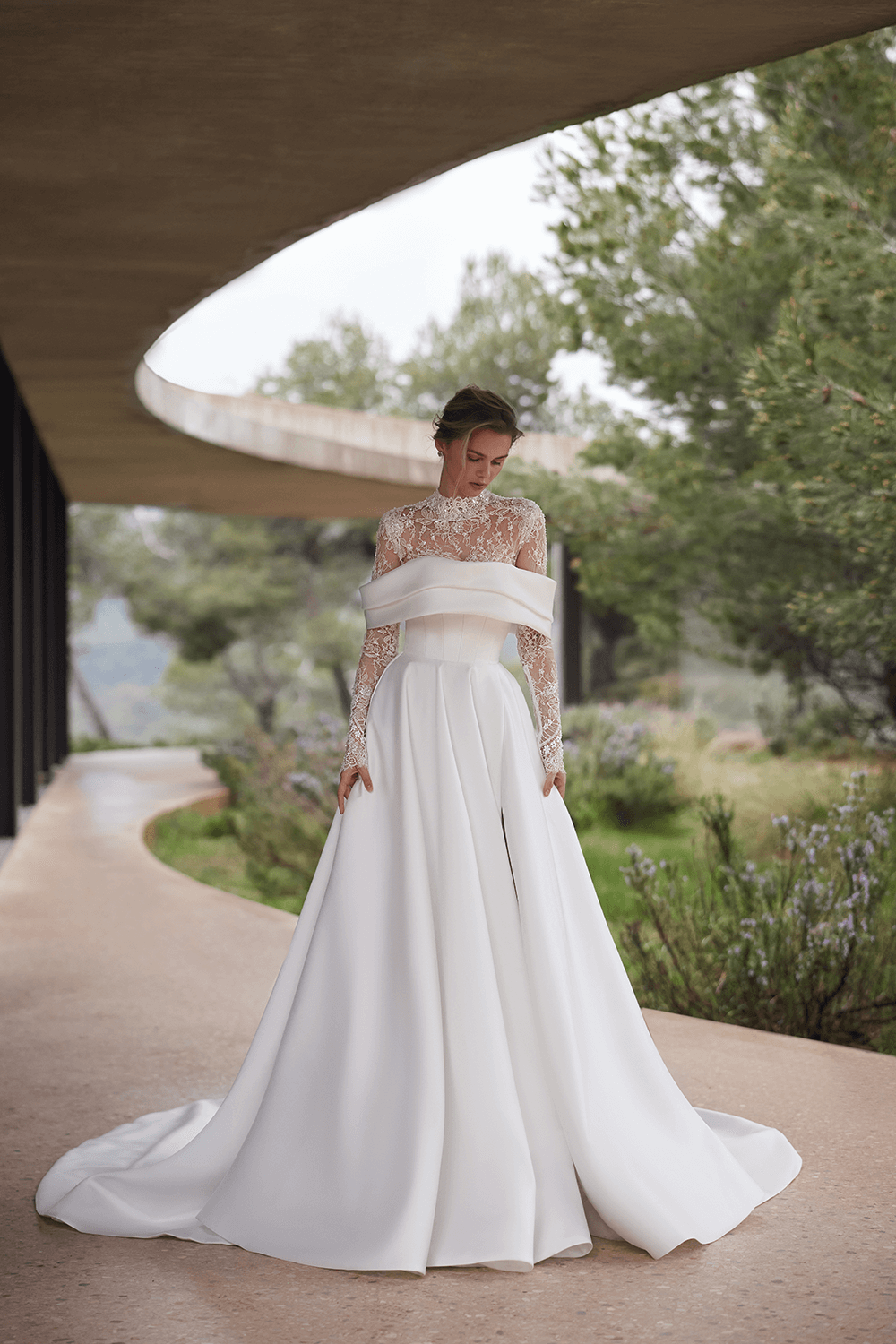 Eva Lendel, Minimalist A-Line Gown | Esposa