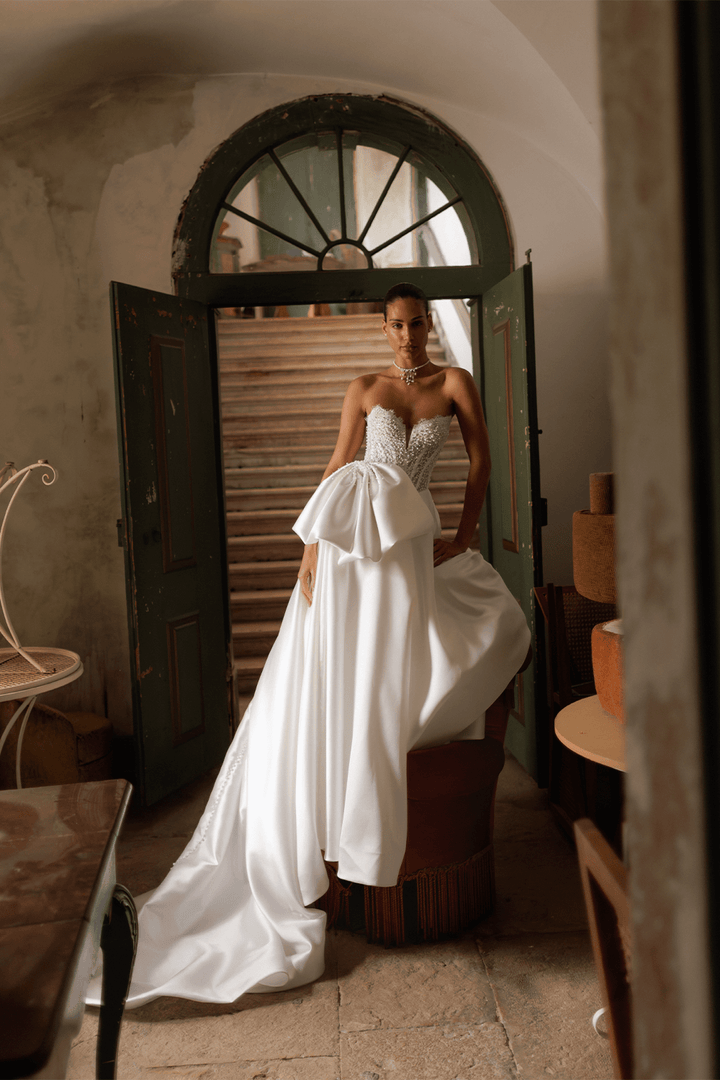 Wona Concept, Artistic Ball Gown | Esposa