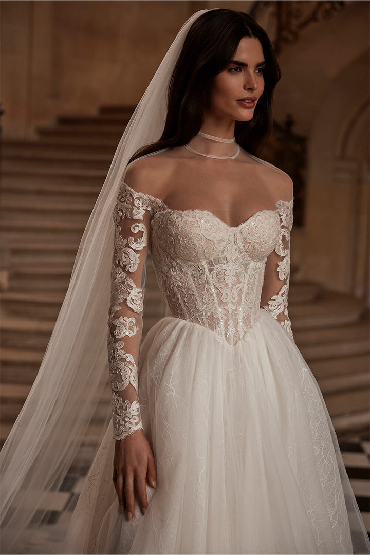 Milla Nova, Corset Wedding Gown | Esposa