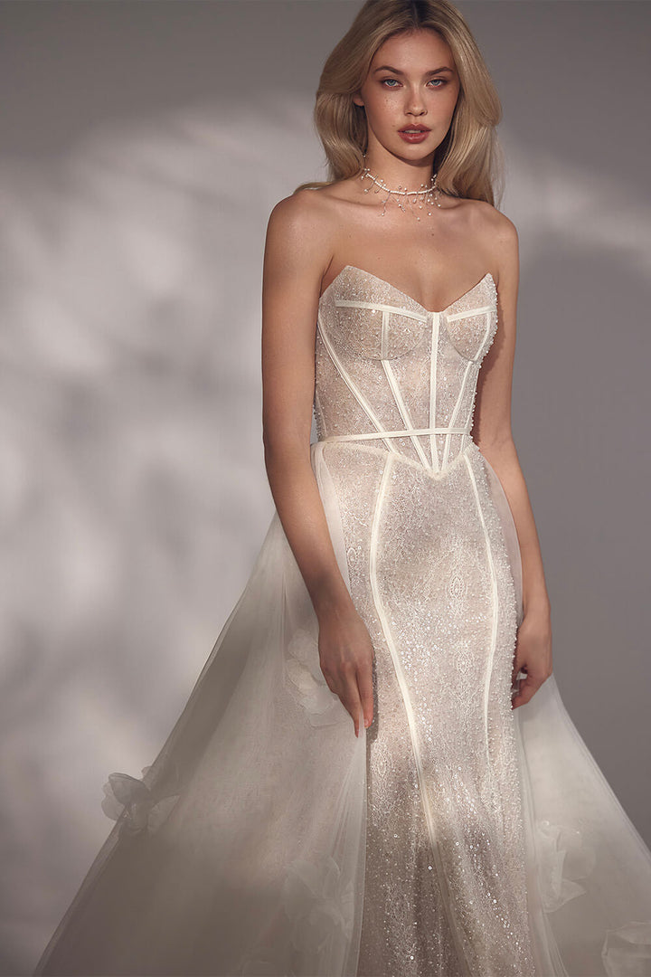 Eva Lendel, Corset Wedding Dress | Esposa
