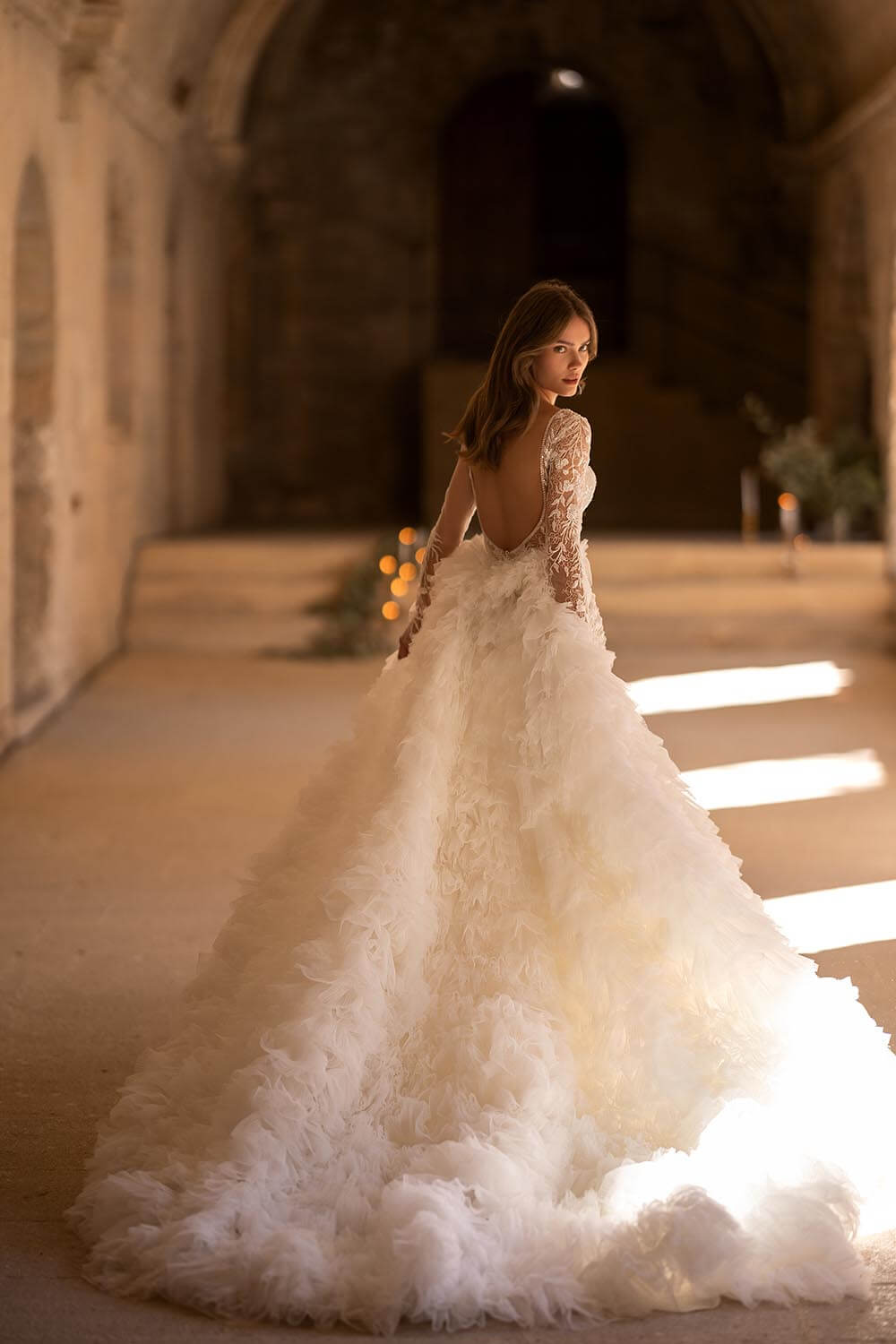 Eva Lendel, Long-Sleeved Wedding Gown | Esposa