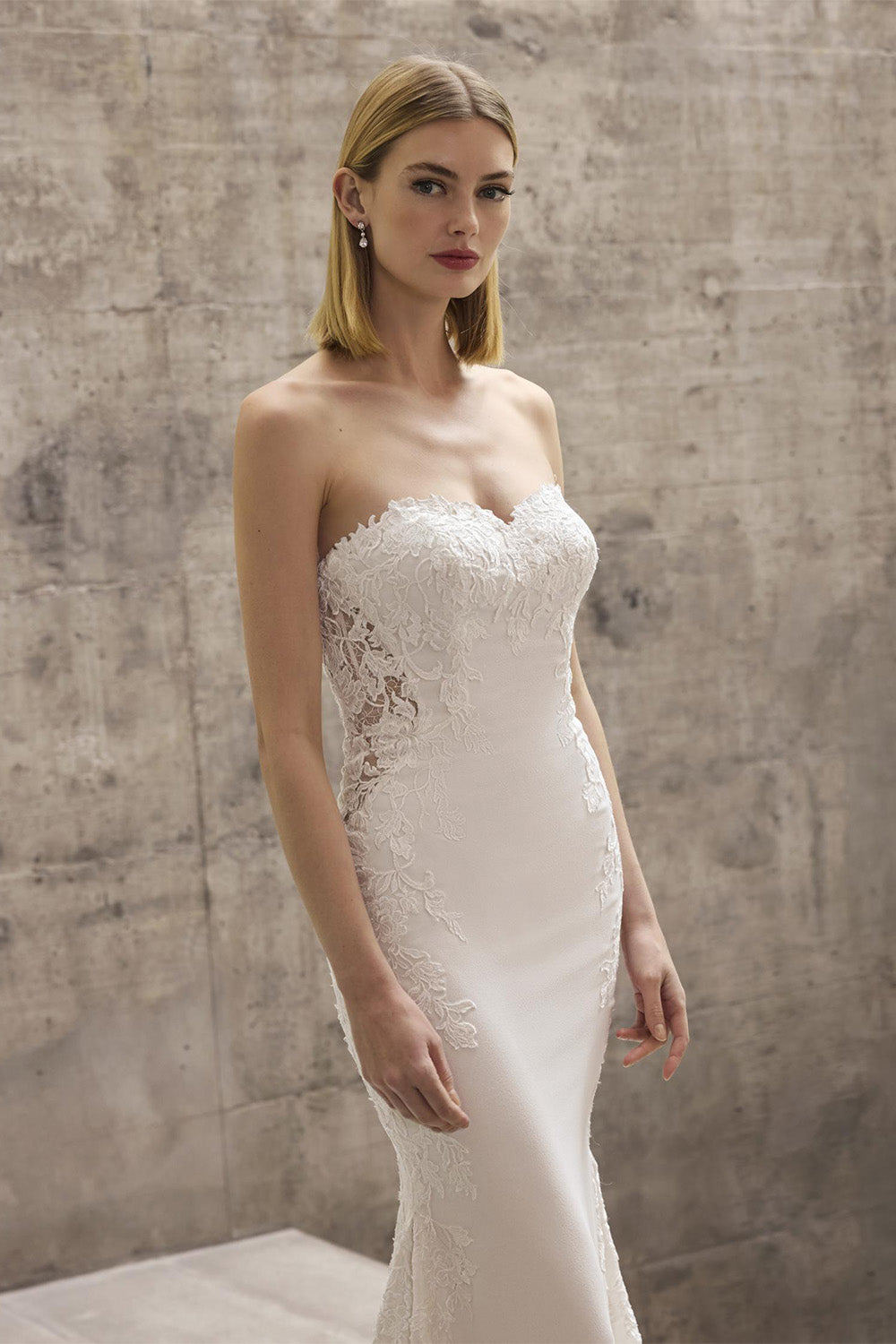 Pronovias, Attal, Elegant Mermaid Gown | Esposa