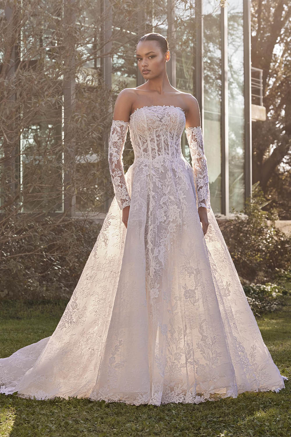 Pronovias, Dabri, Ethereal Ball Gown | Esposa