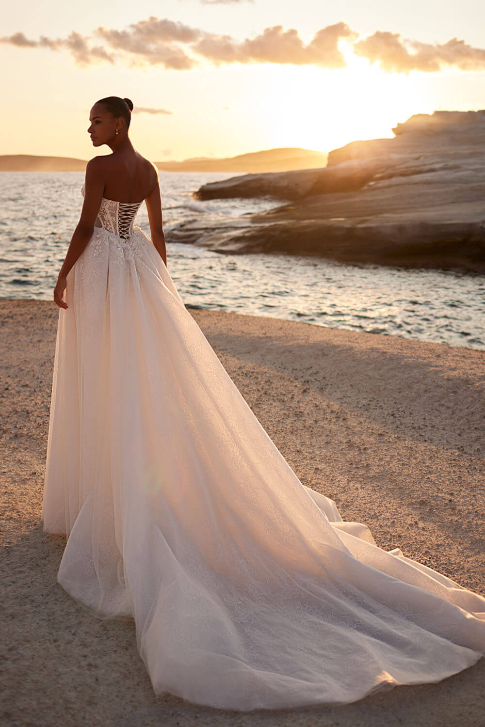 Eva Lendel, Sweetheart Corset Gown | Esposa