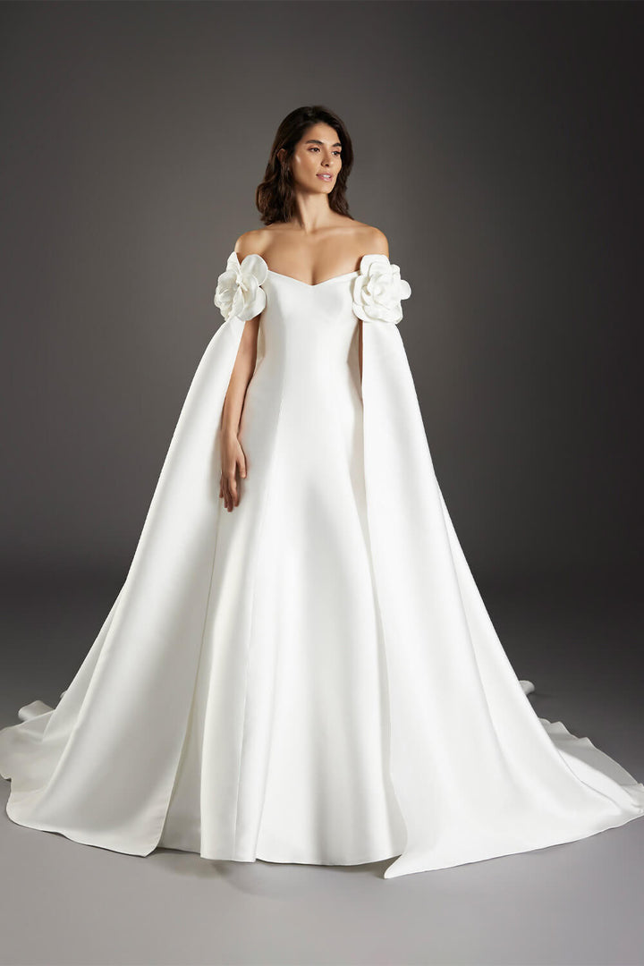 Atelier Pronovias, Elegant A-Line Gown | Esposa