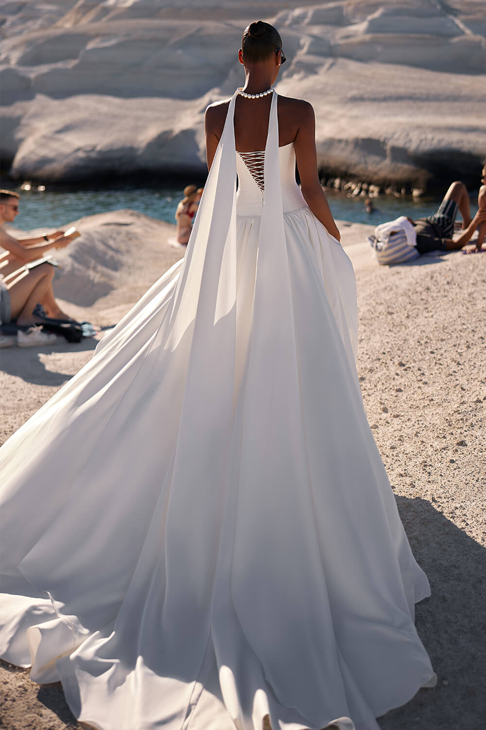 Eva Lendel, Strapless Bridal Gown | Esposa
