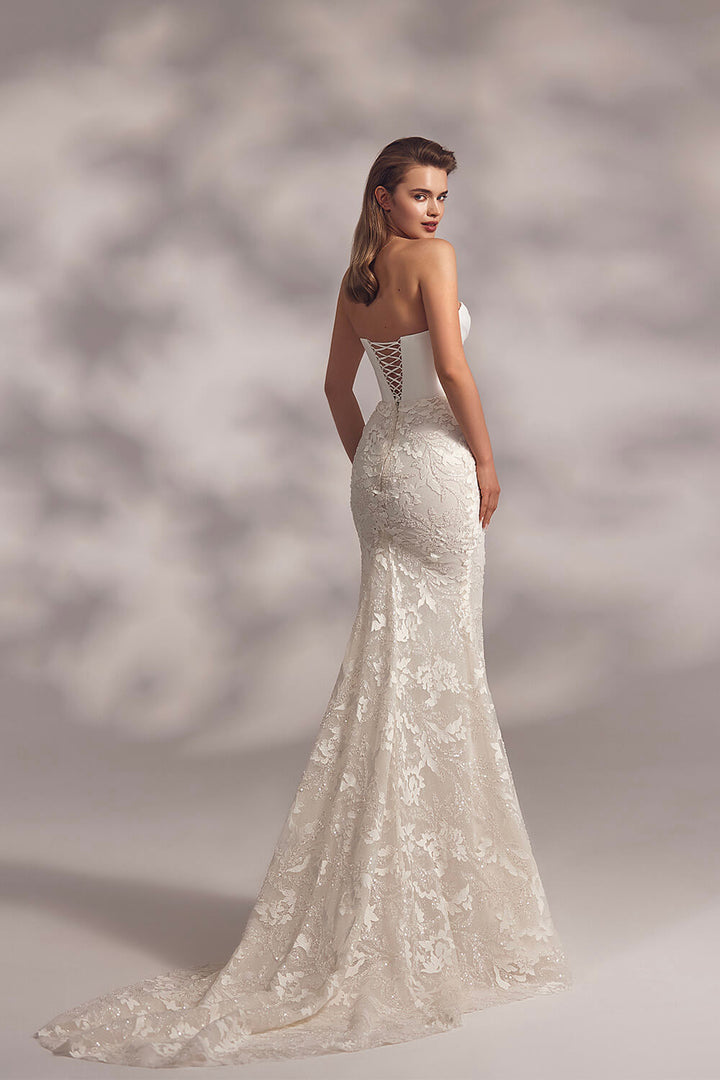 Eva Lendel, Unique Wedding Dress | Esposa