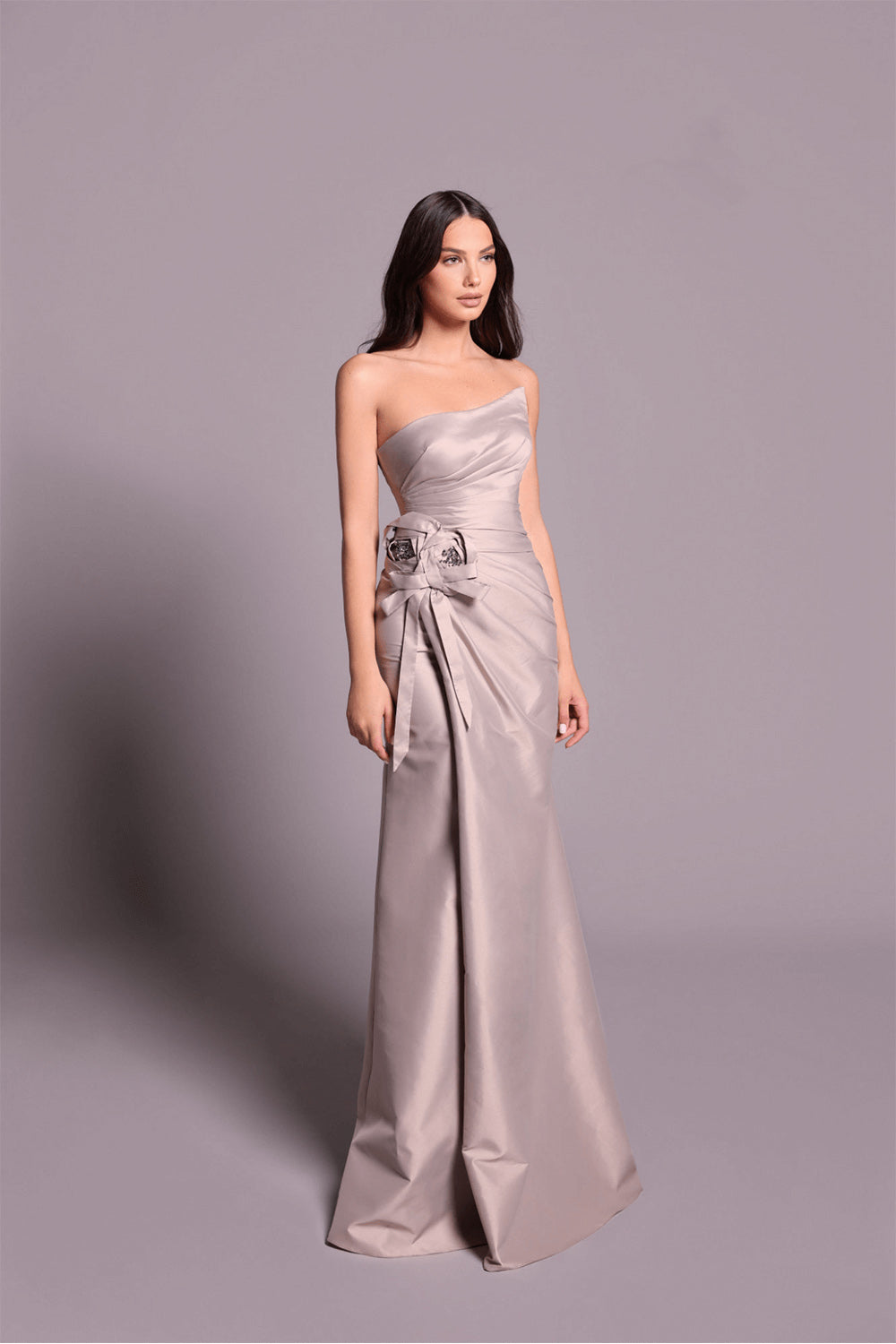 Tarek Ediz, Minimal Straight Gown | Esposa