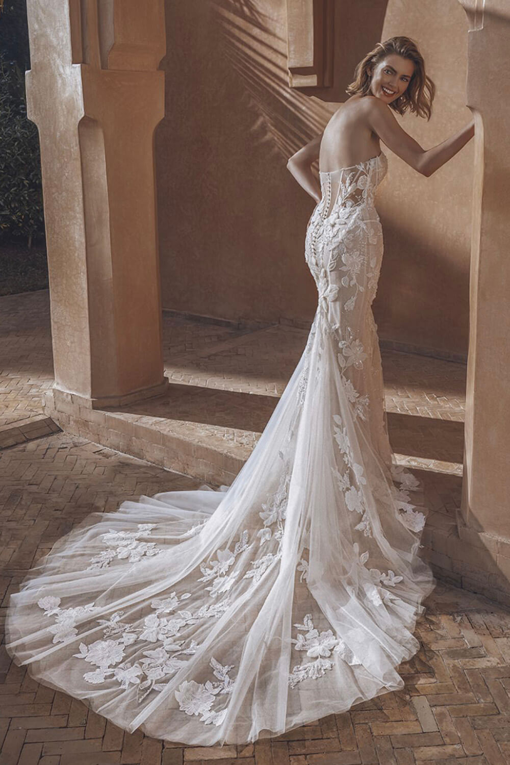 Enzoani, Strapless Lace Dress | Esposa