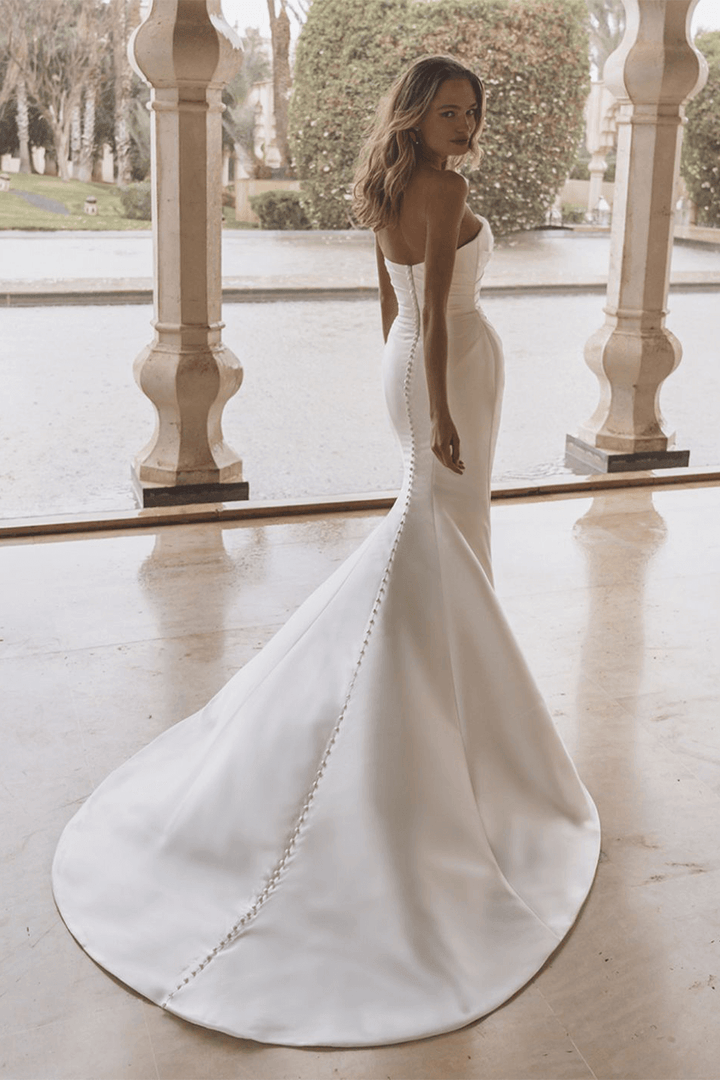 Enzoani, Elegant Mermaid Gown | Esposa