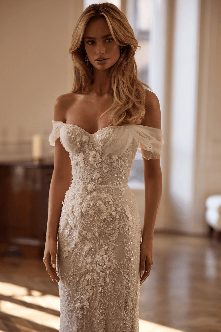 Milla Nova, Exquisite Straight Gown | Esposa