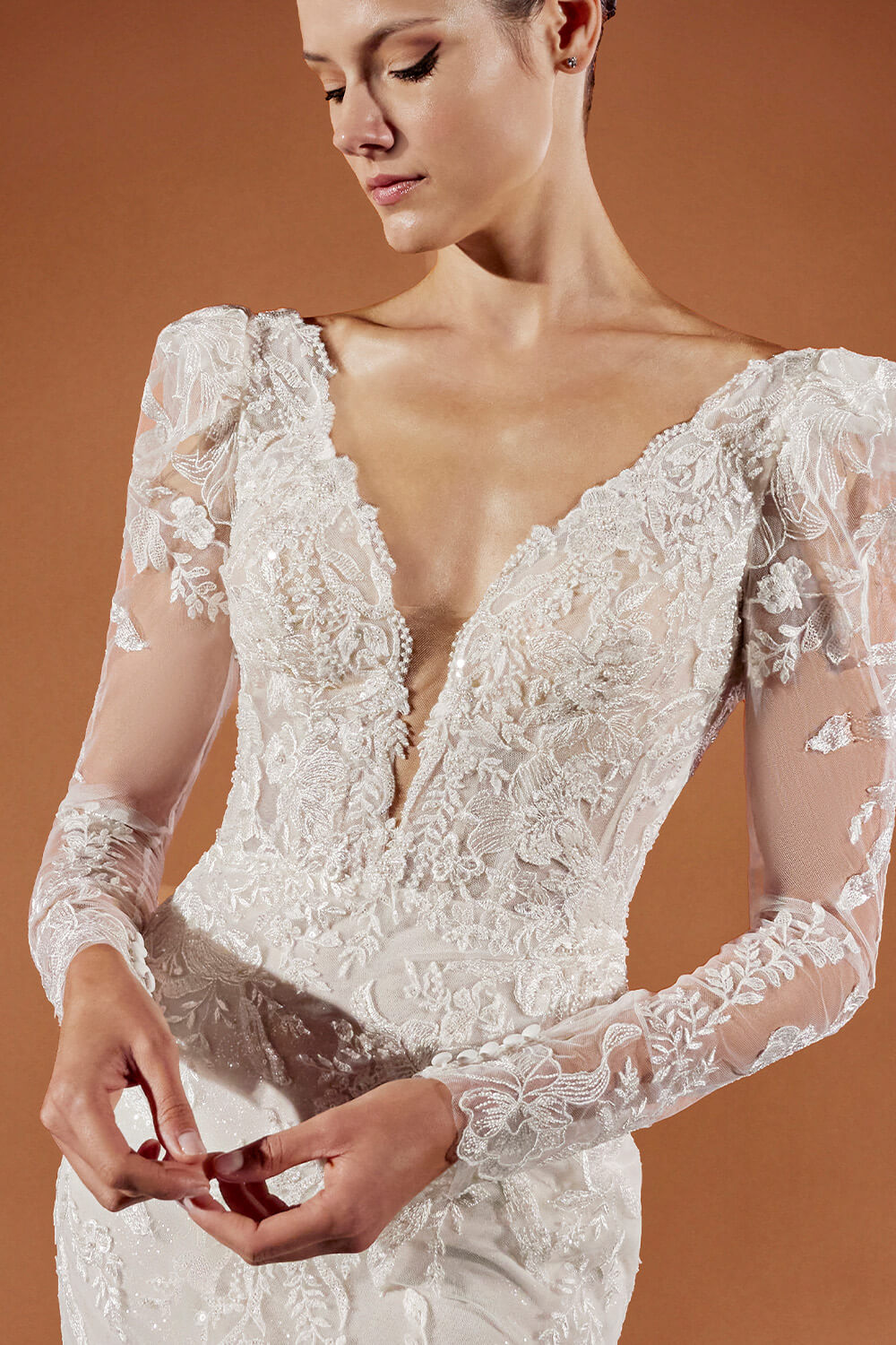 Pronovias Privée, Romantic Lace Dress | Esposa