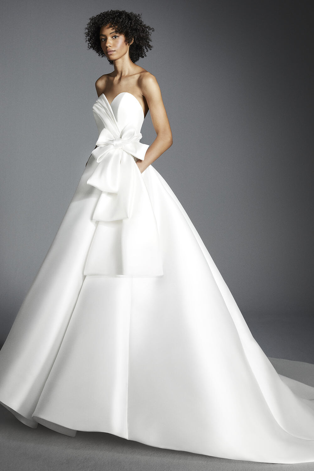Viktor & Rolf, Sweetheart Neckline Gown | Esposa