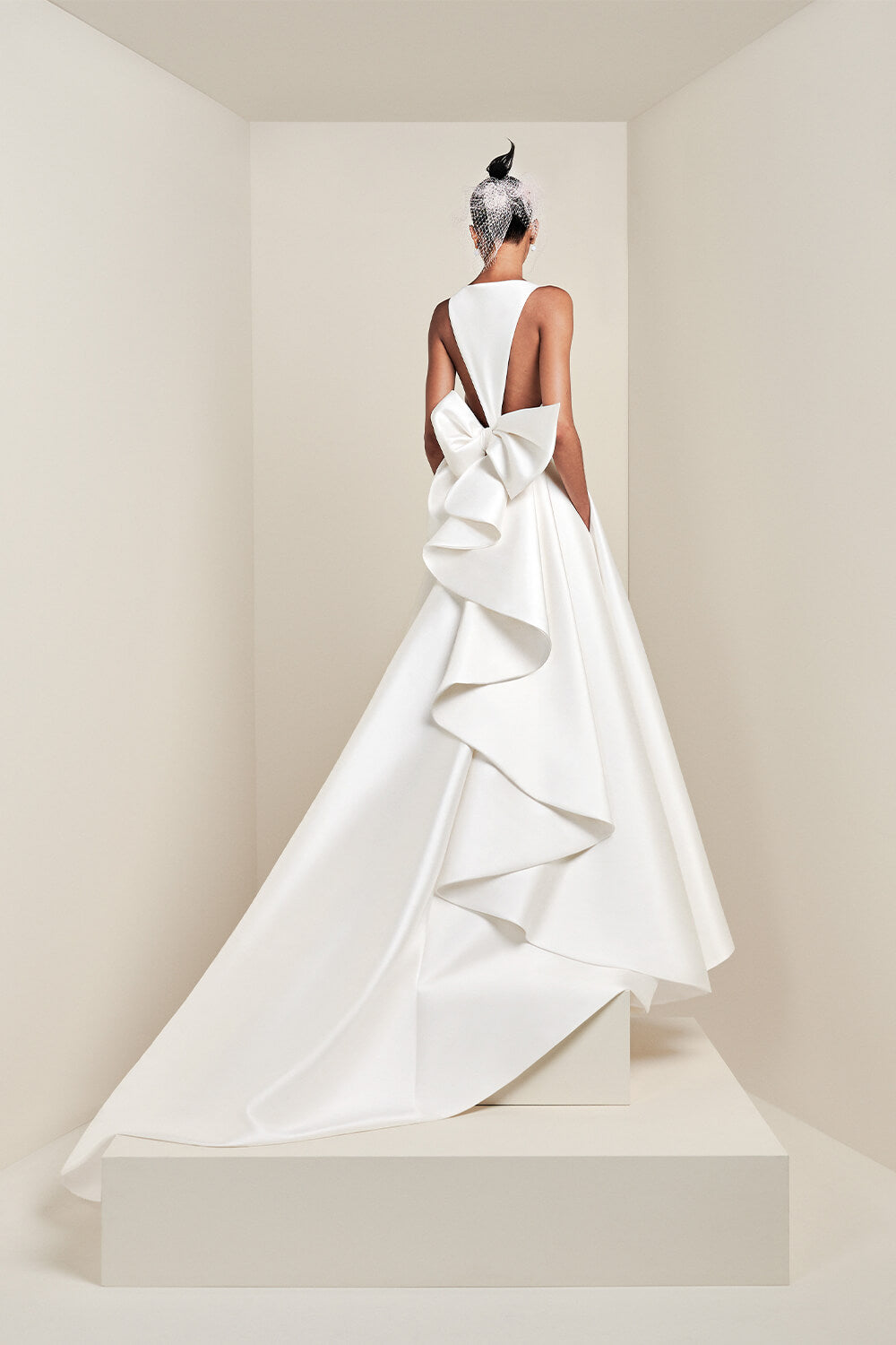 Viktor & Rolf, Bridal Dress With A Bow | Esposa