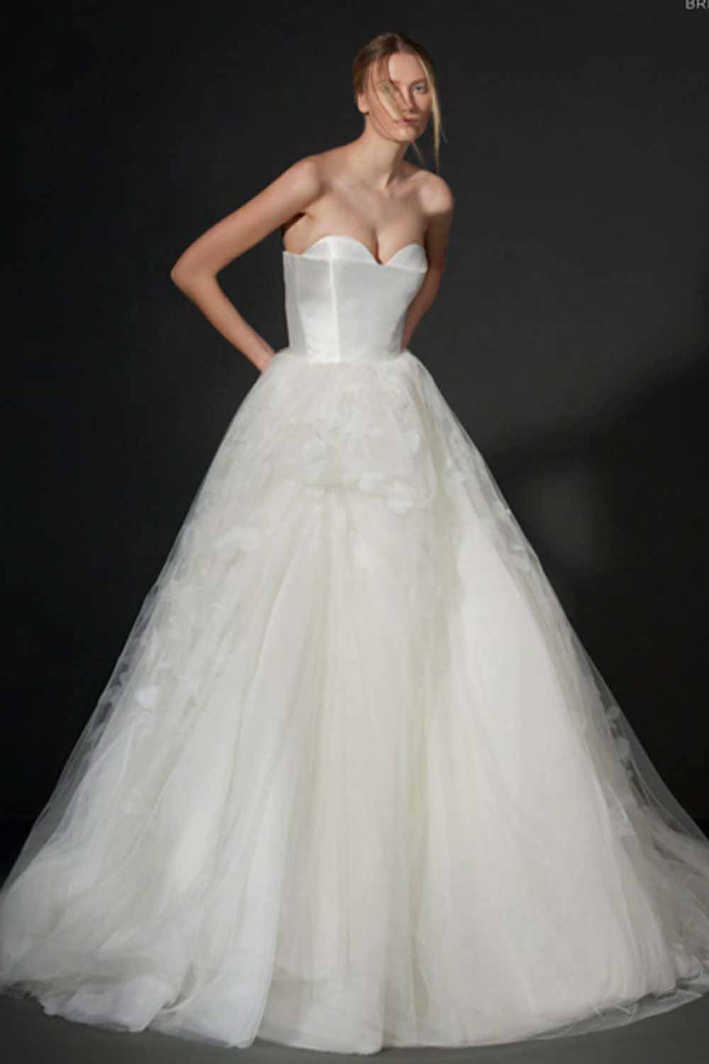 Vera Wang by Pronovias, Union Strapless Tulle Gown | Esposa