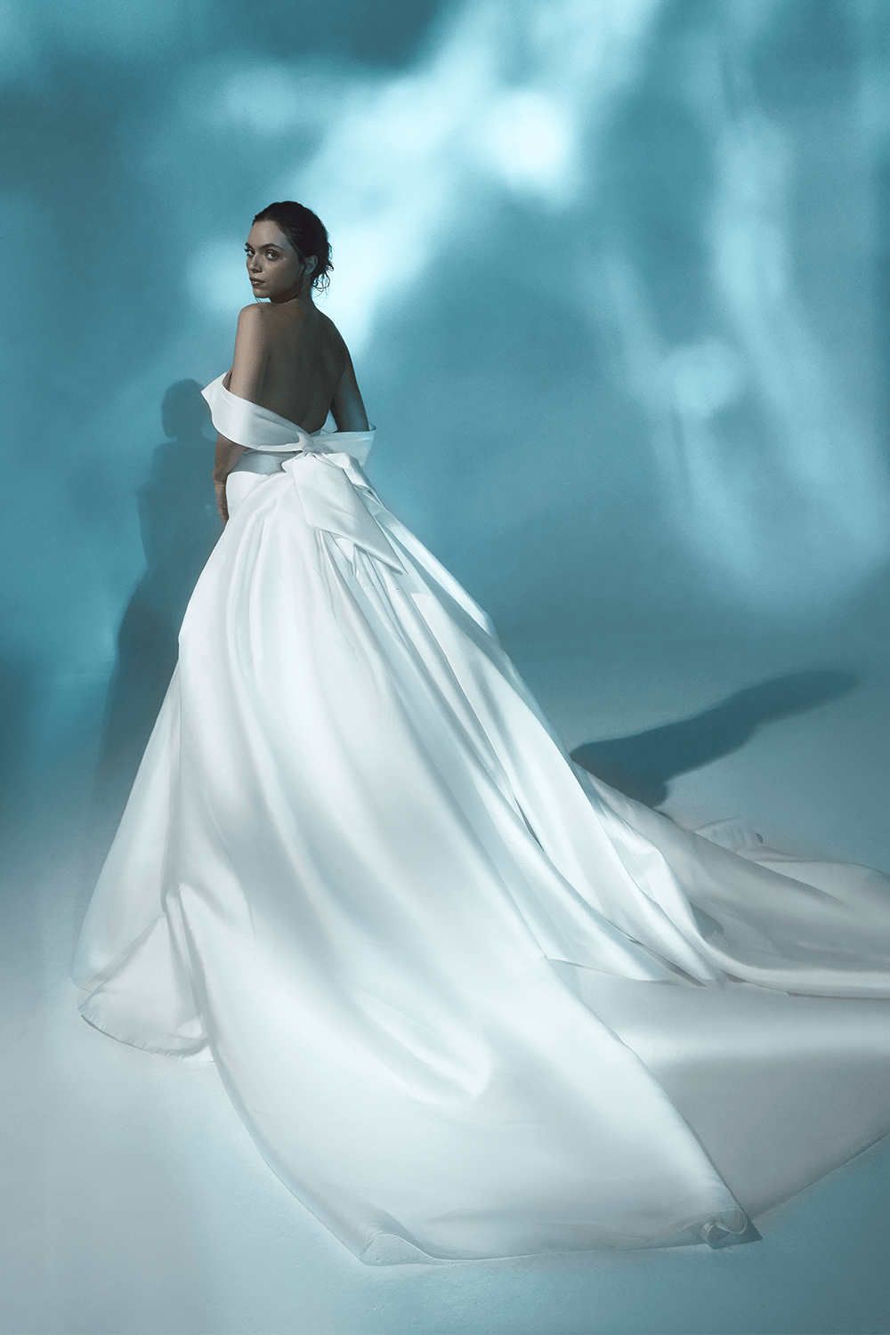 Kristie Romanos, Unique Gown | Esposa