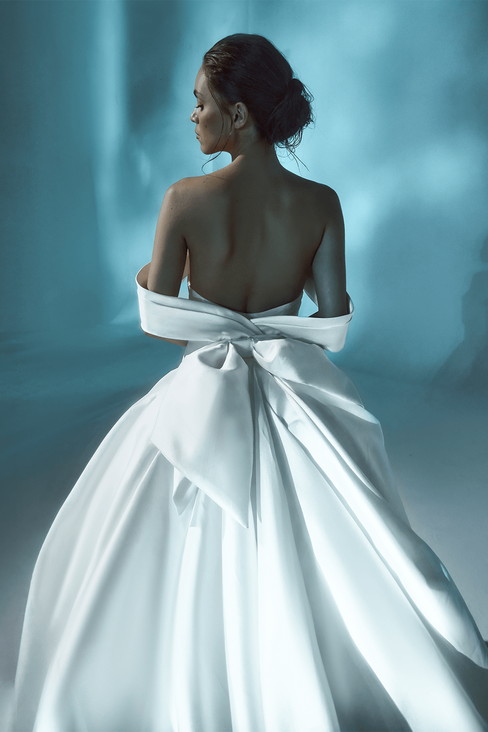 Kristie Romanos, Unique Gown | Esposa