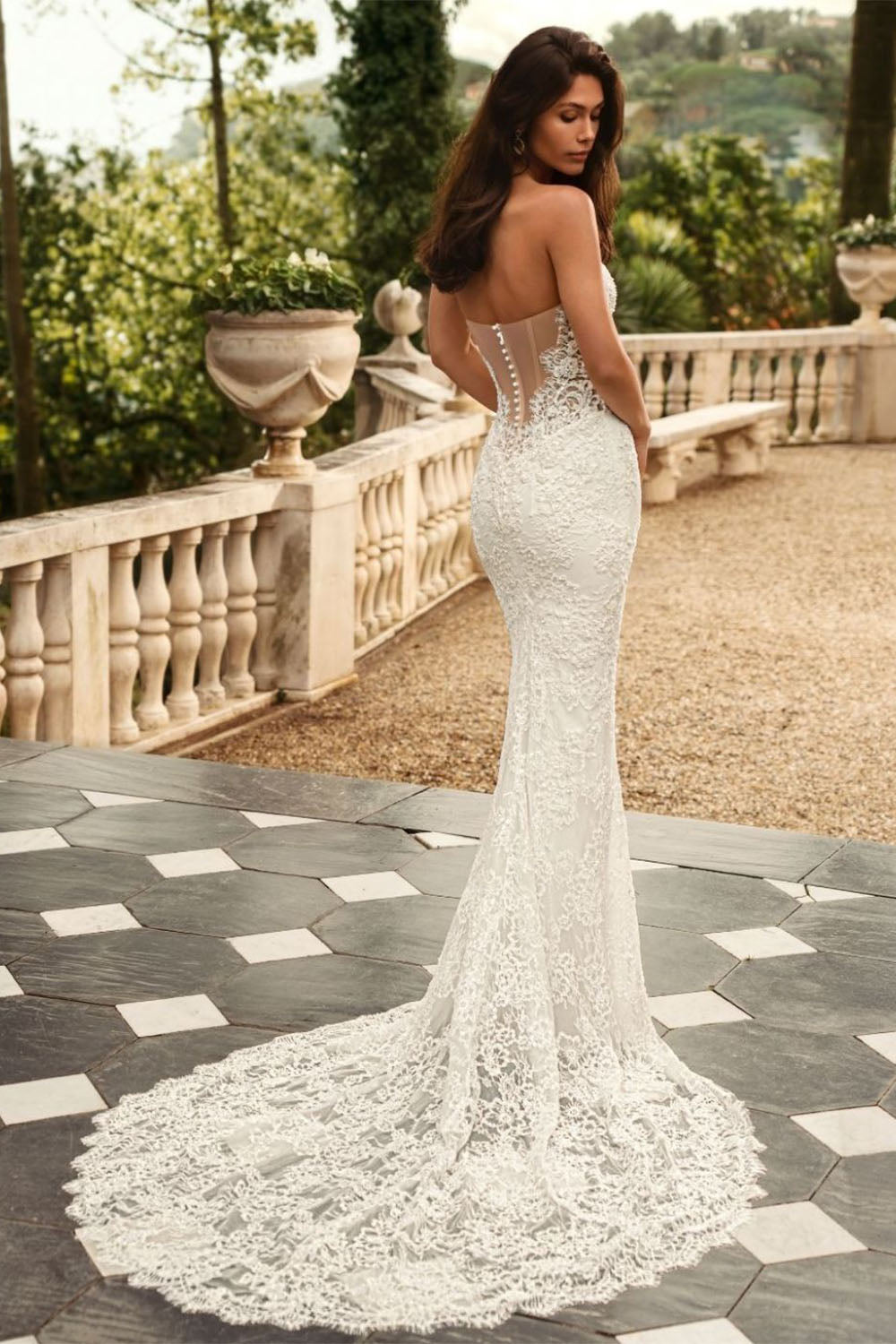 Enzoani, Wanda, Versatile Sweetheart Lace Mermaid Dress | Esposa