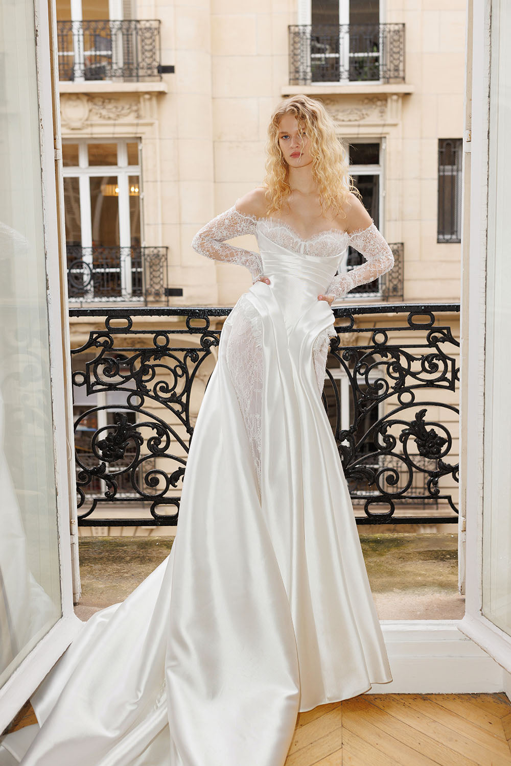 Wona Concept, Brunette, Structured Mermaid Gown | Esposa