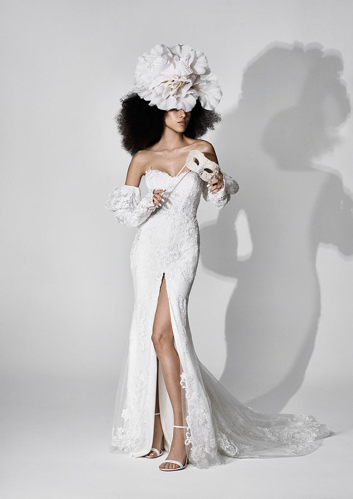 Vera Wang by Pronovias, Sexy Wedding Dress | Esposa