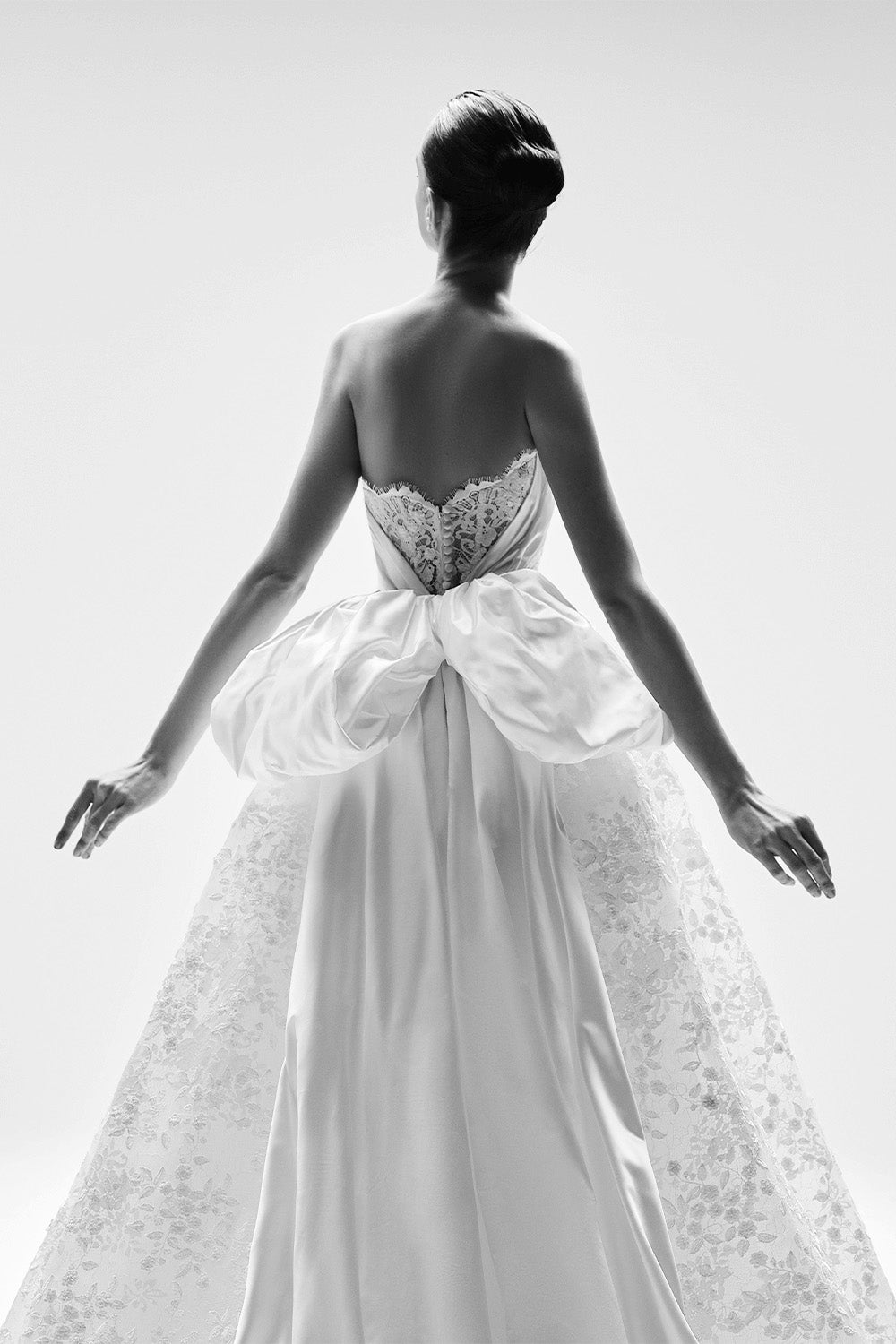 スーツ・フォーマル・ドレス Frourish attached dress Zehra Wedding Dress - 69925 – Veni Infantino