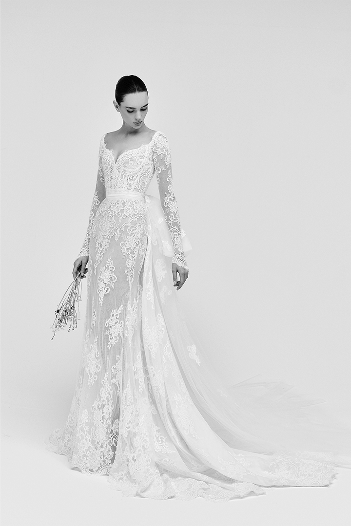 Zuhair Murad, Graceful Straight Gown | Esposa