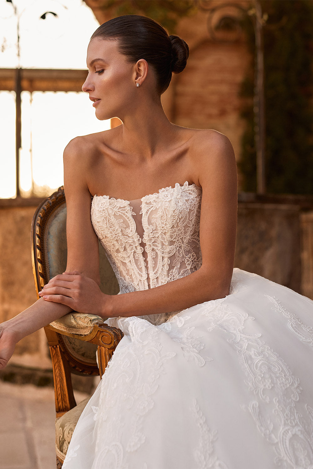 Pronovias Privée, Zarland, Majestic Lace Ball Gown | Esposa