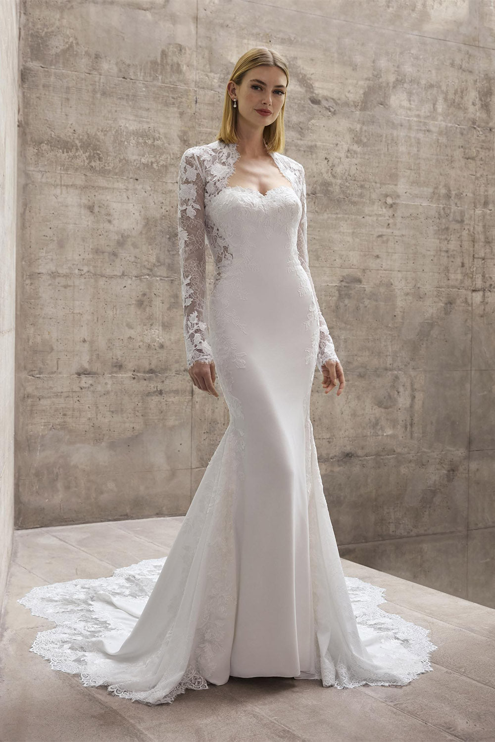 Pronovias, Attal, Elegant Mermaid Gown | Esposa