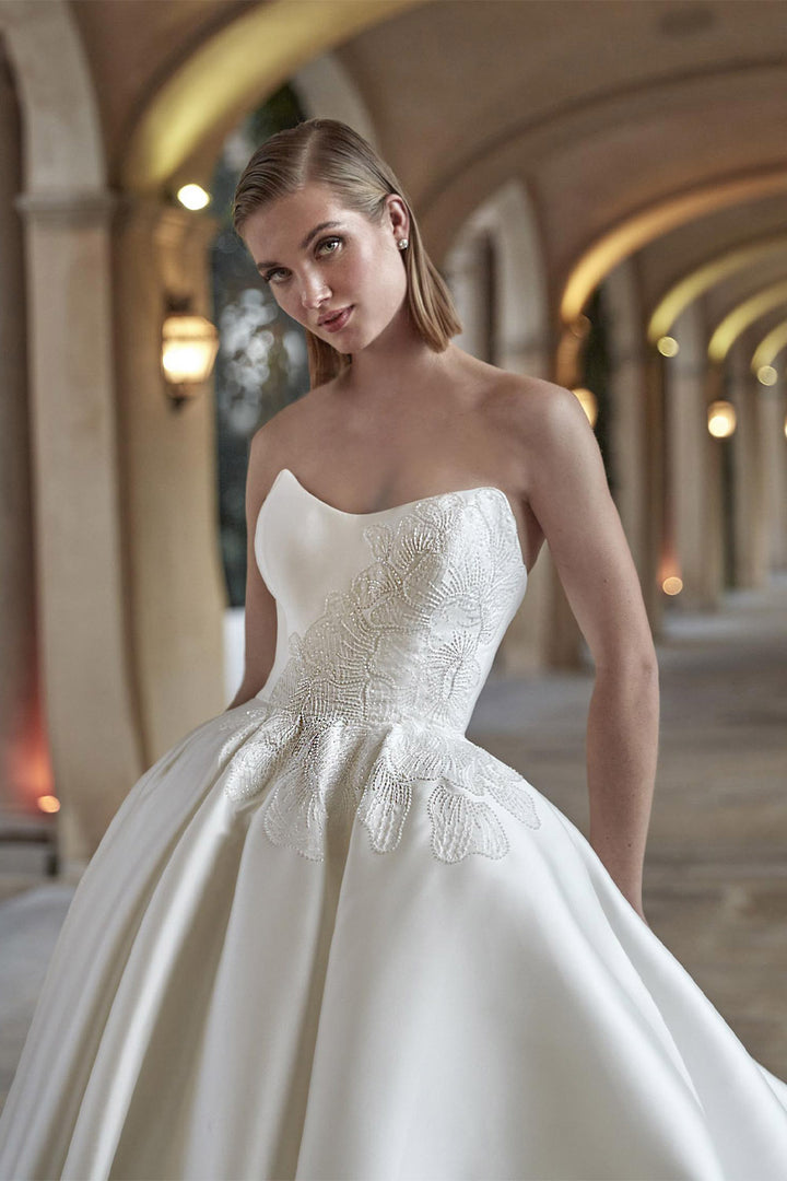 Pronovias Privee, Basil Refined Ball Gown | Esposa