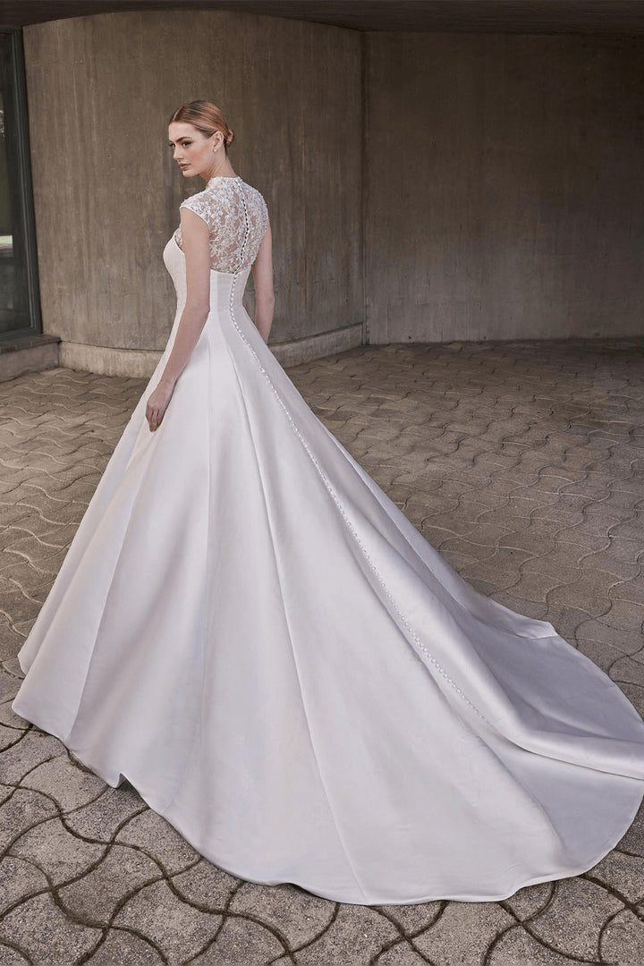Pronovias, Carlotta, Refined A-Line Gown | Esposa