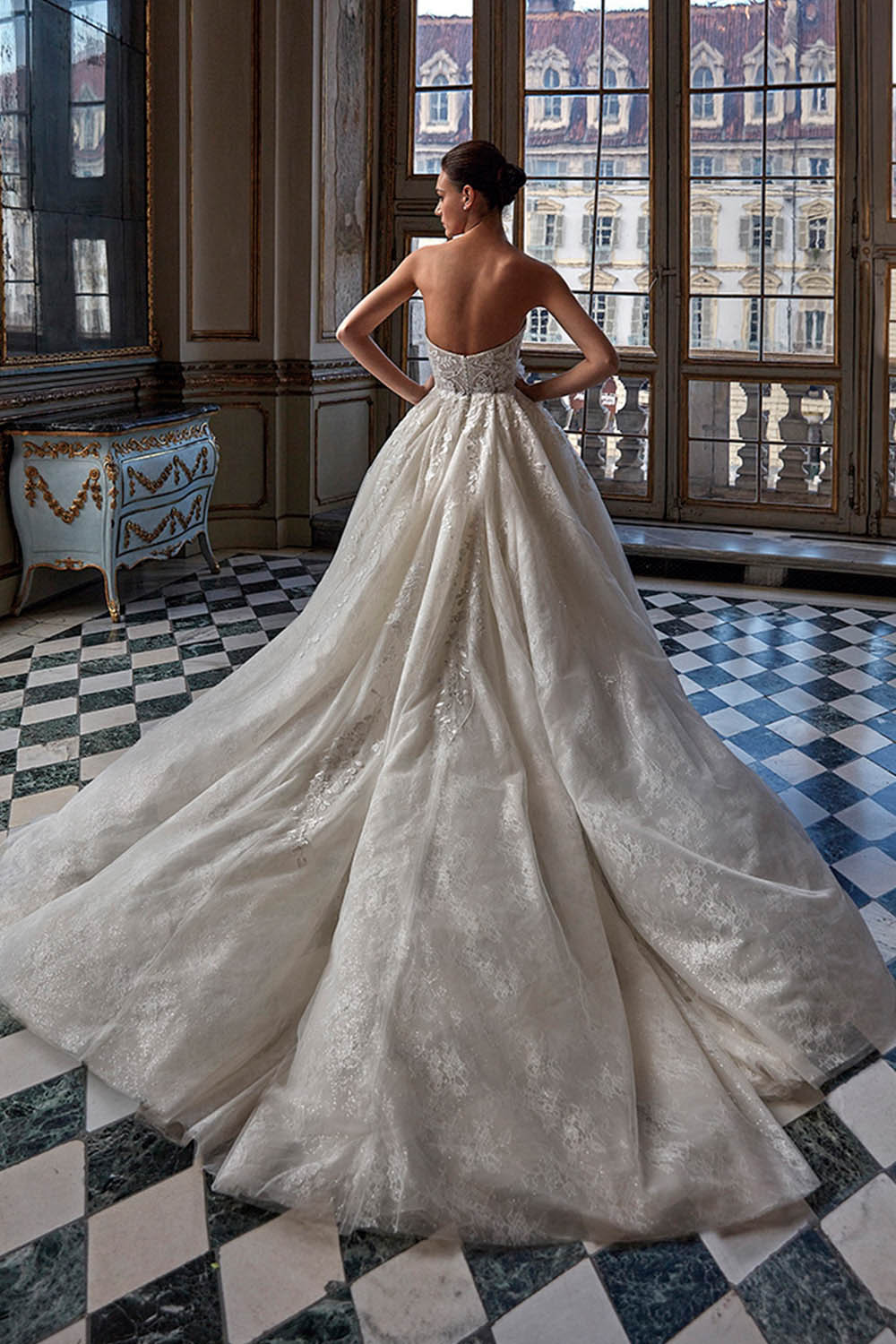 Pronovias Privée, Copper Strapless Ballgown | Esposa
