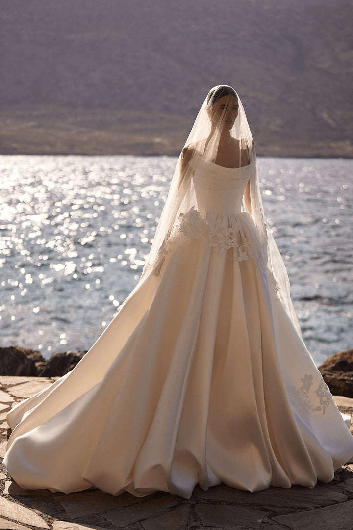 Milla Nova, Coraline, Statement Ball Gown | Esposa