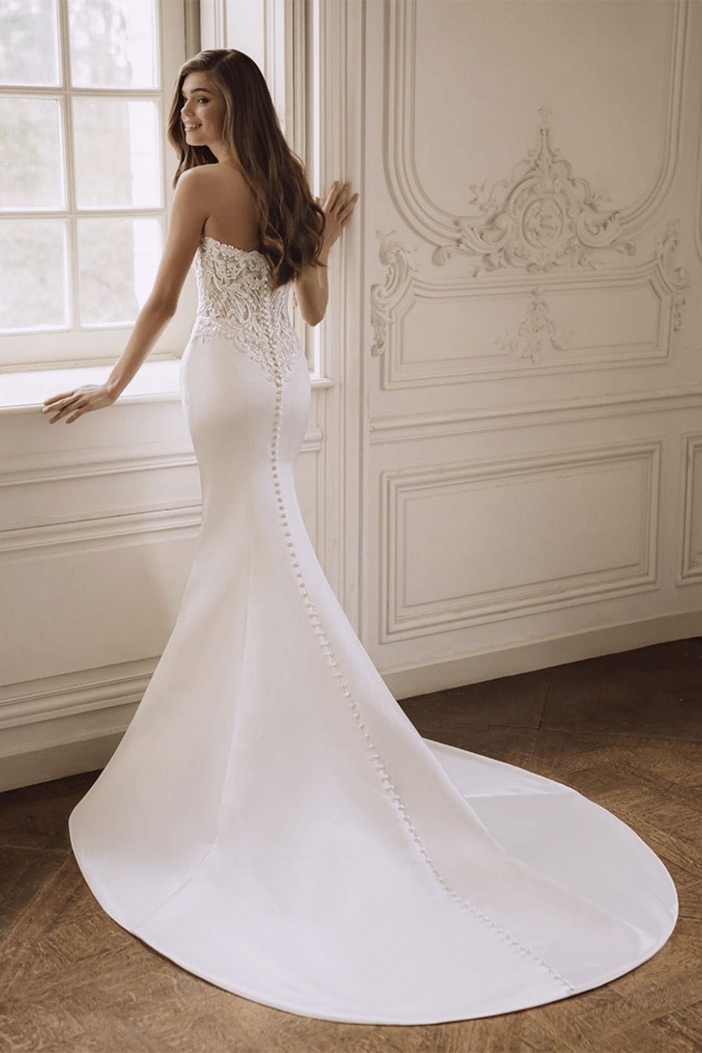 Etoile, Fianna, Sculptural Mermaid Gown | Esposa