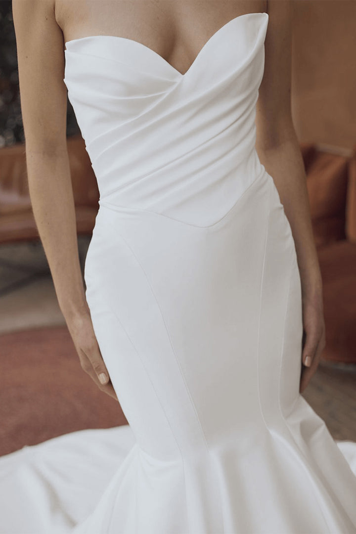 Elysee, Galiana, Timeless Mermaid Gown | Esposa