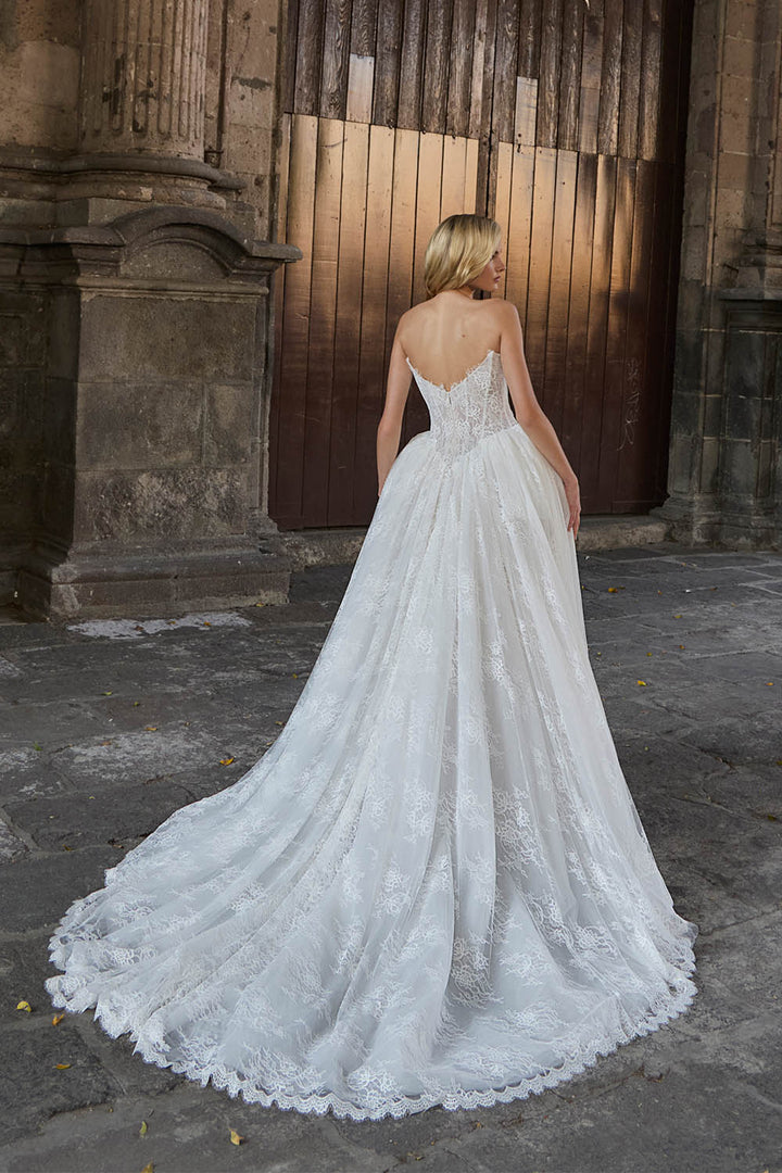 Calla Blanche, Regal Ball Gown | Esposa