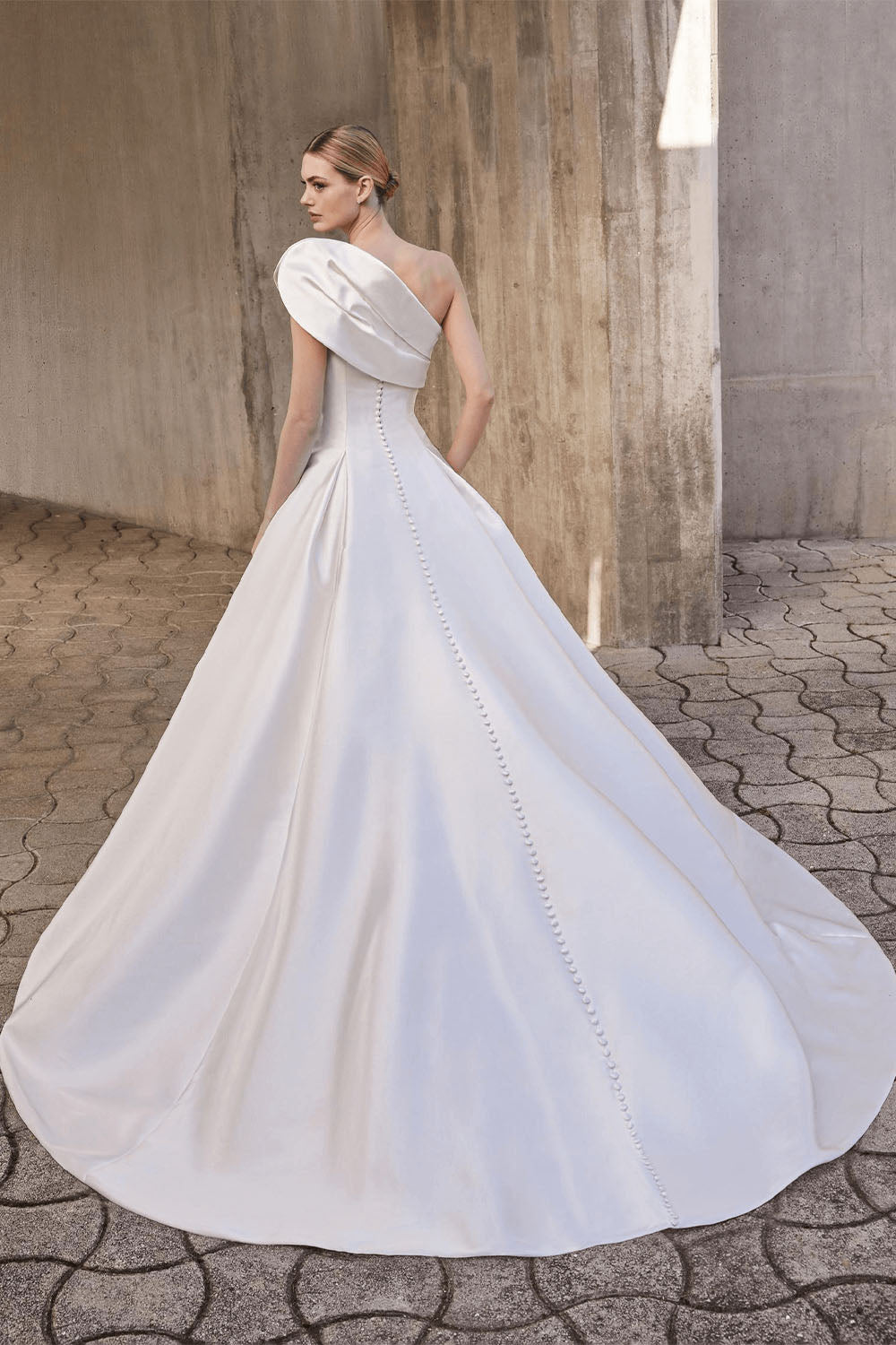 Pronovias, Maiden, Dramatic A-Line Gown | Esposa