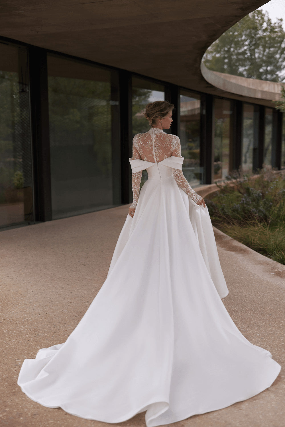 Eva Lendel, Mori, Minimalist A-Line Gown | Esposa