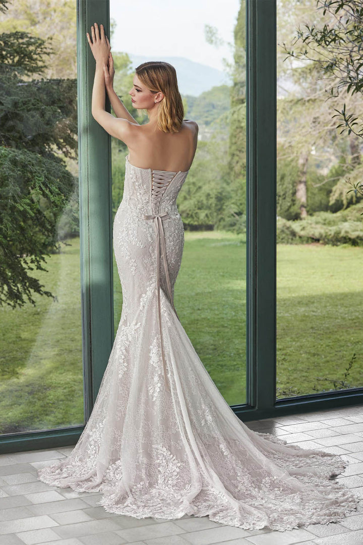 Pronovias Privee,  Thais Sleek Mermaid Gown | Esposa
